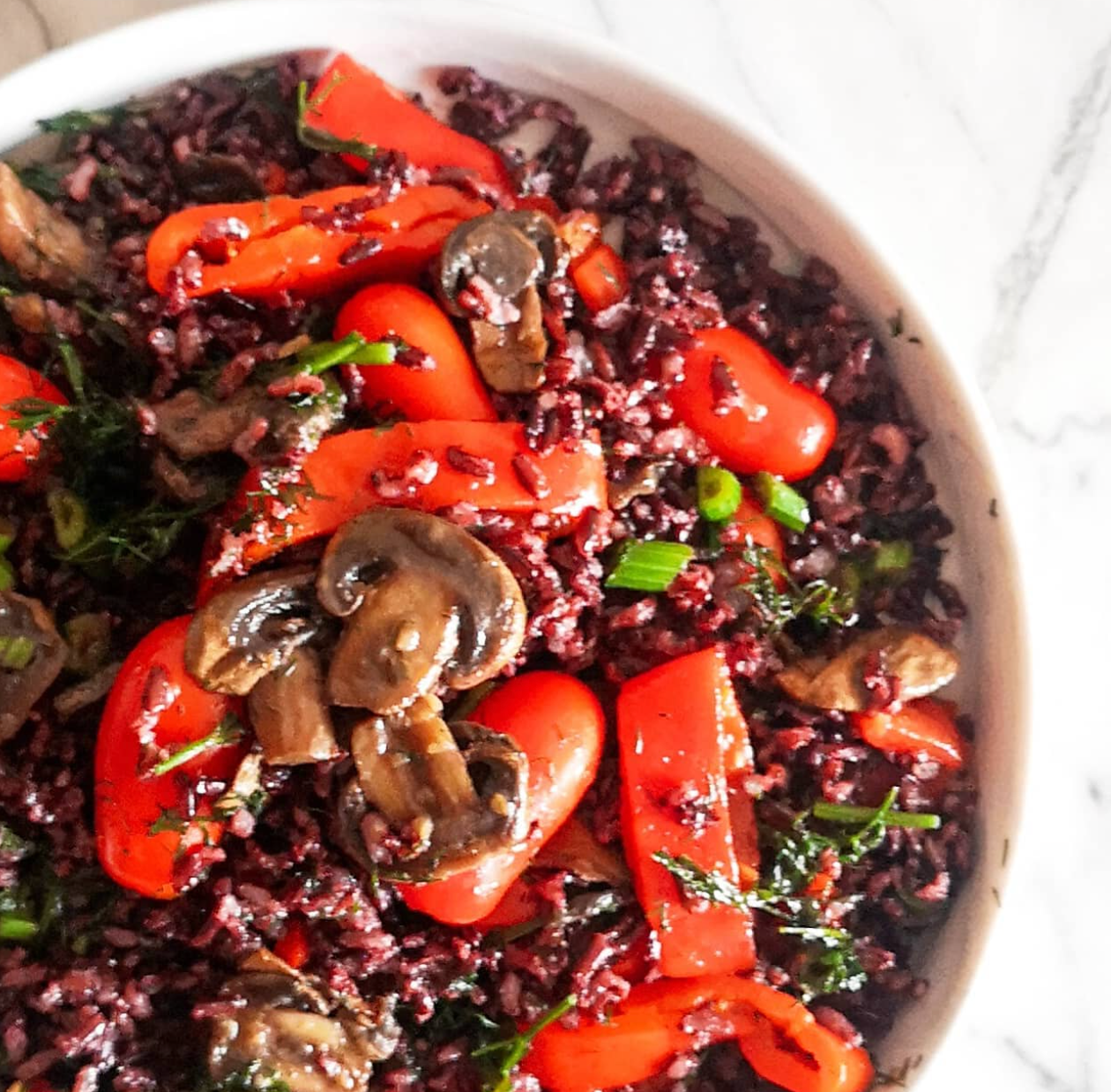 Siyah Pirinç Salatası