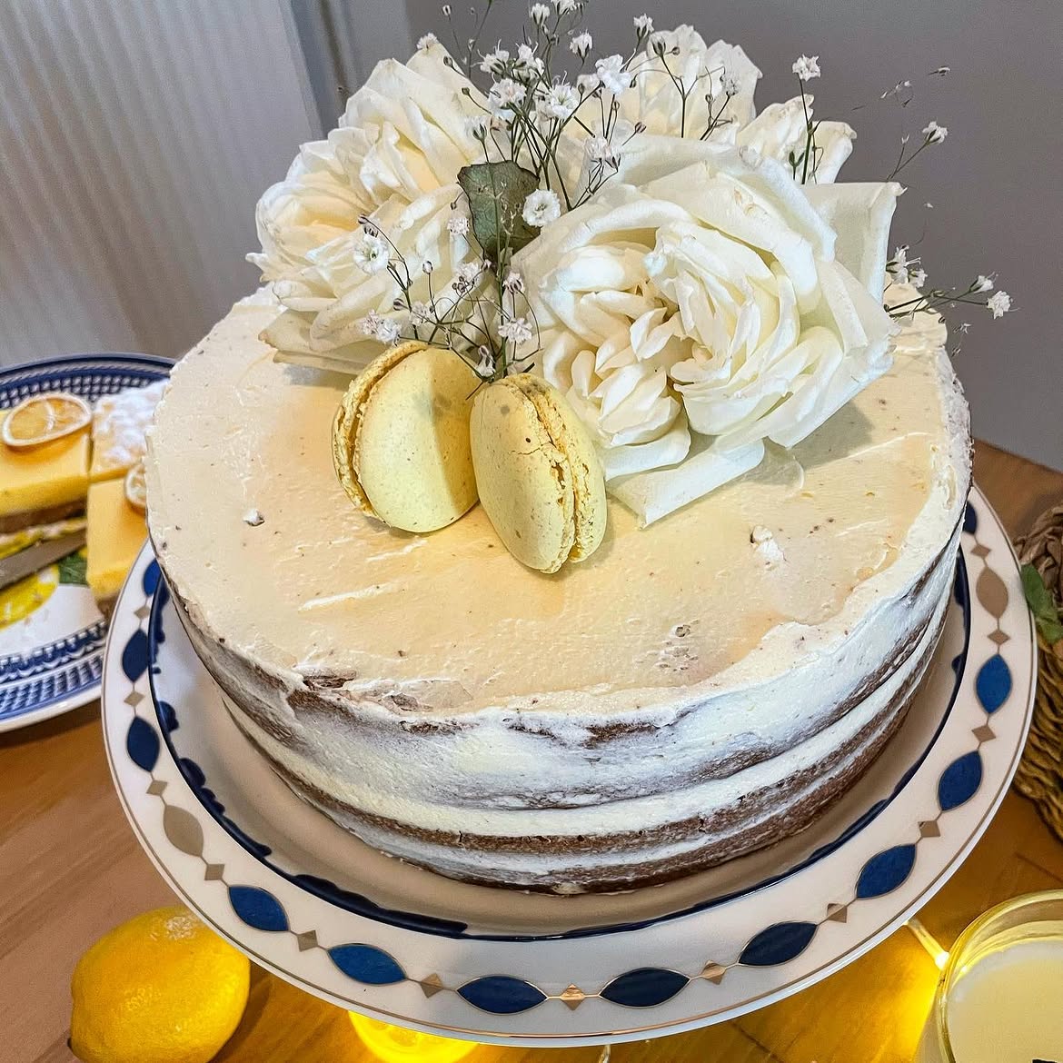 Naked Cake