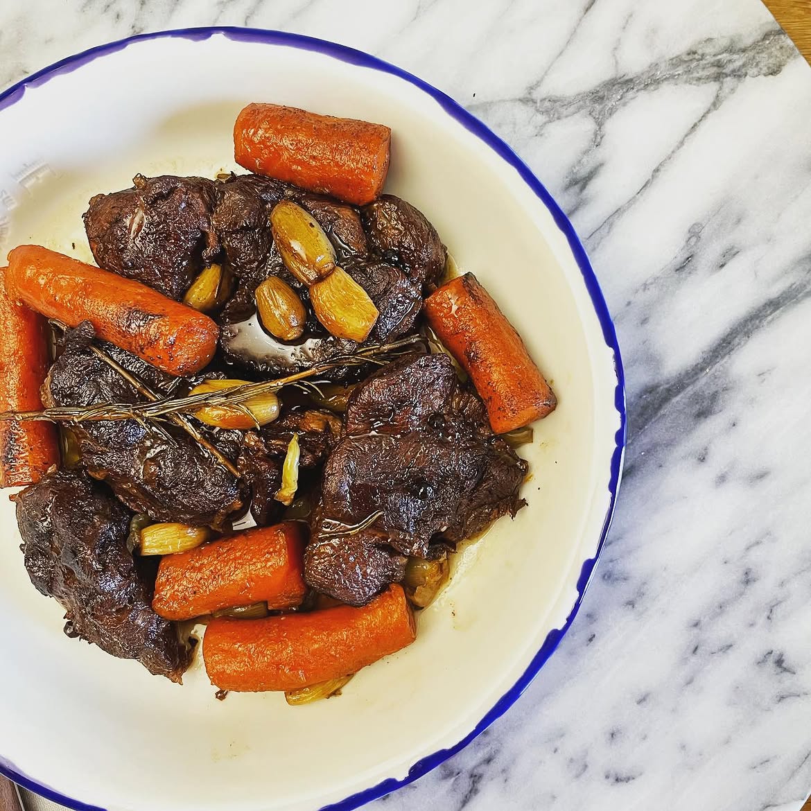 Dana Burgunyon (Beef Bourguignon)