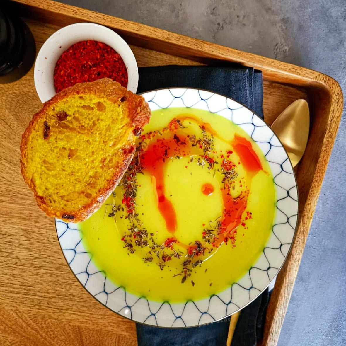 Pırasalı patates çorbası